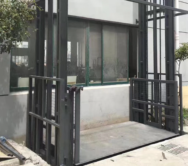 肇庆导轨式施工升降机助力民生工程提速增效